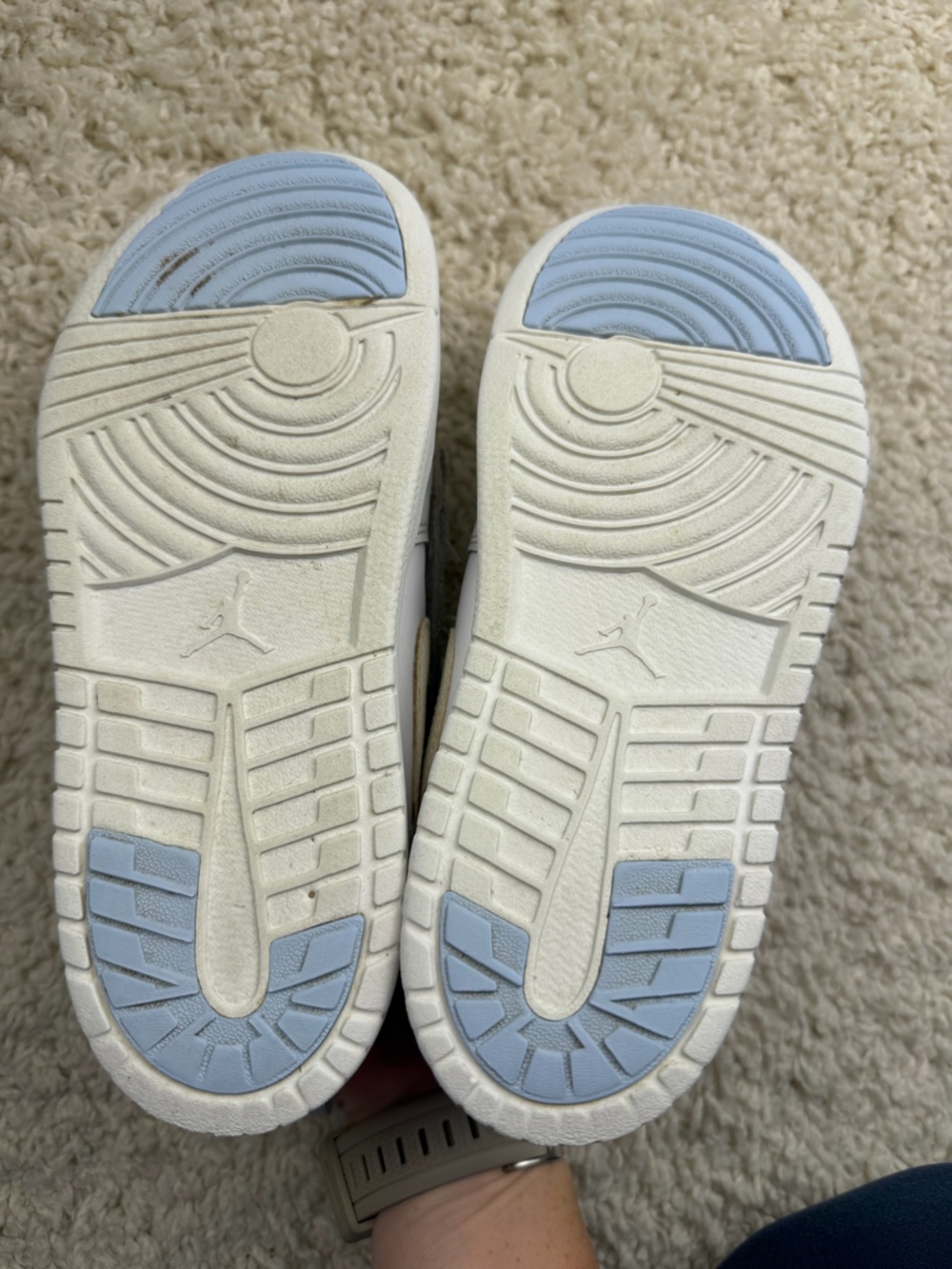 Girls 3Y Nike Jordan Low’s - Picture 6 of 11